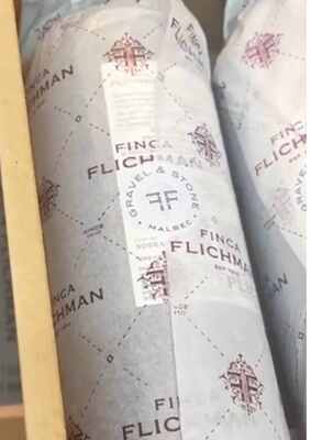 Caja abierta de vino Finca Flichman