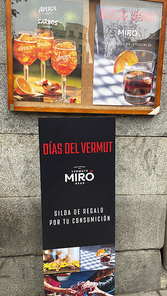 Cartel Menú de Cócteles. Días del Vermut. MIRO